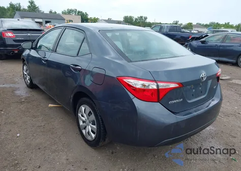 2015 Toyota Corolla Le z USA, uszkodzony, nr VIN 2T1BURHE9FC358925